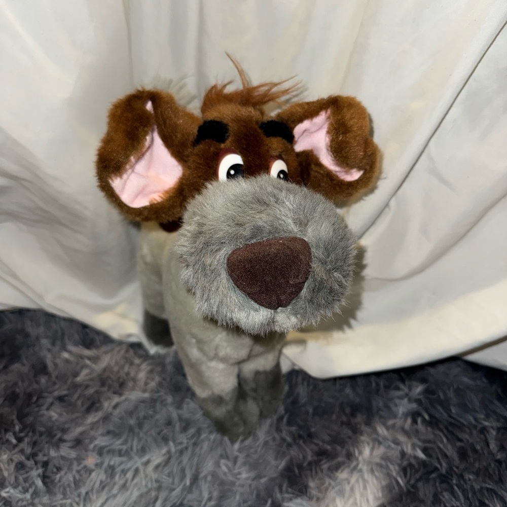 Disney Oliver and company Dodger dog plush, vintage 1988